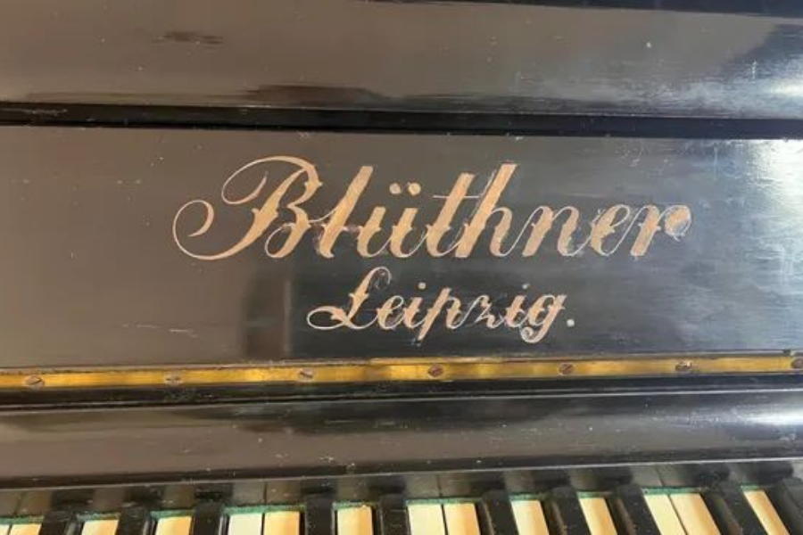 Blüthner